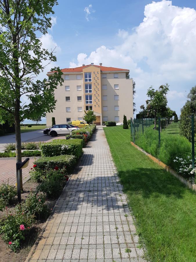 Lakeside Family Apartment Siofok Dış mekan fotoğraf