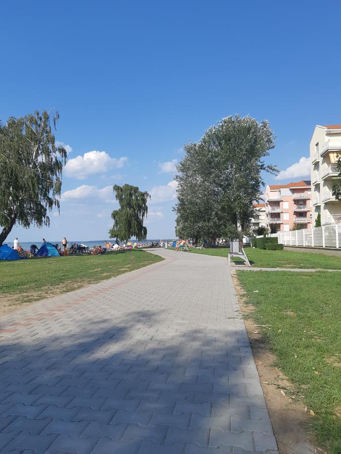 Lakeside Family Apartment Siofok Dış mekan fotoğraf